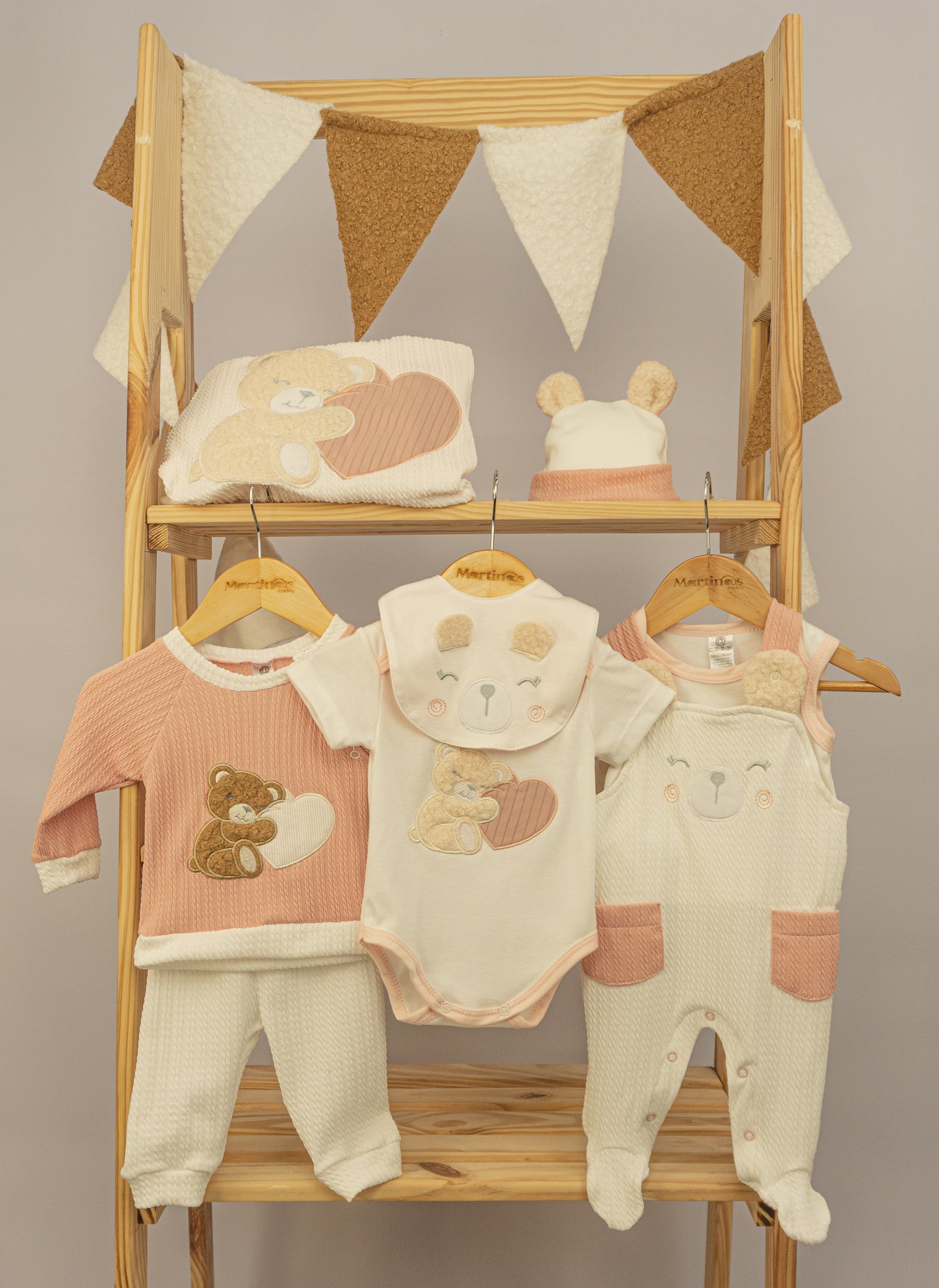 PRIMER DÍA LOVE STAR NIÑA