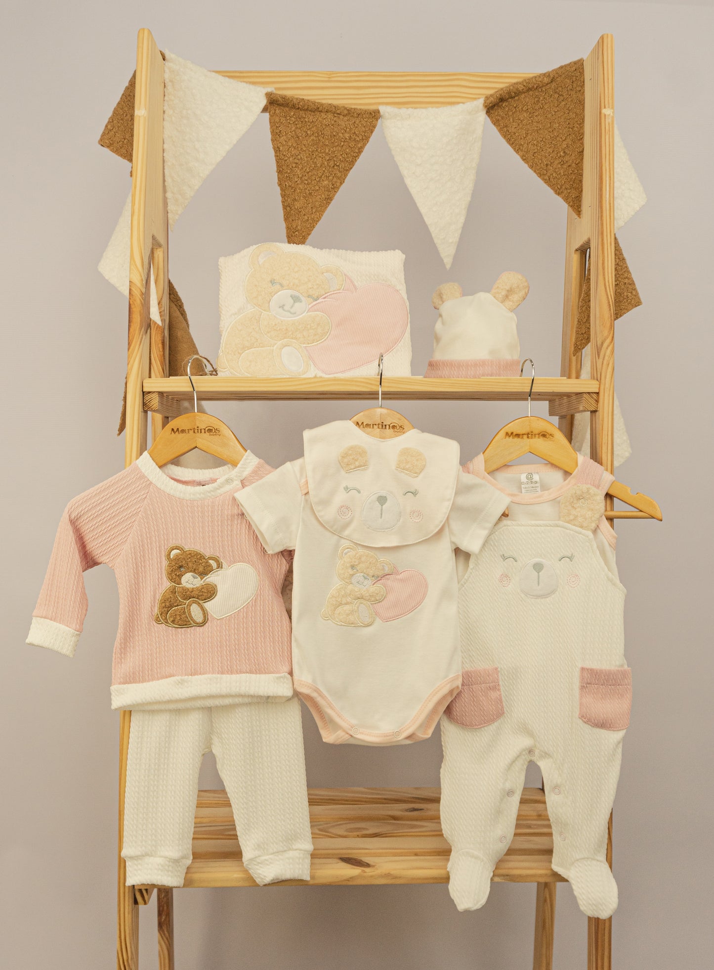 PRIMER DÍA LOVE STAR NIÑA