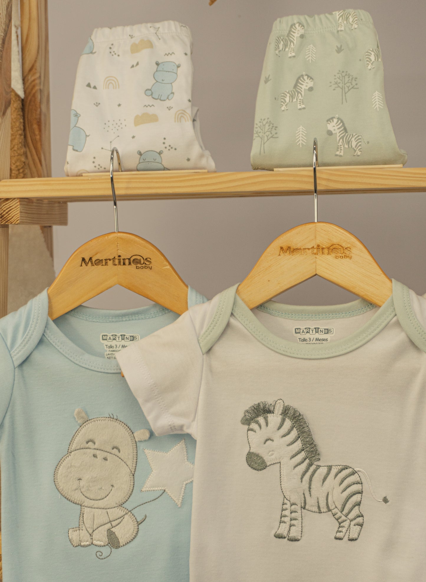 SEMANERO MADAGASCAR NIÑA - NIÑO